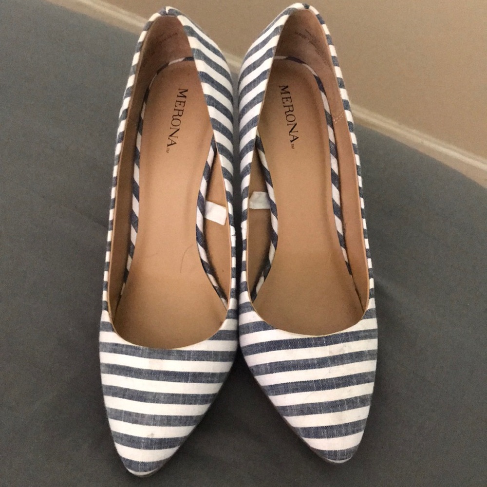 Shoes - Picture 6 of 6